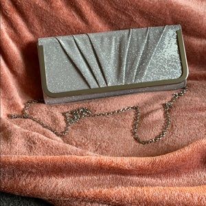 Silver clutch
